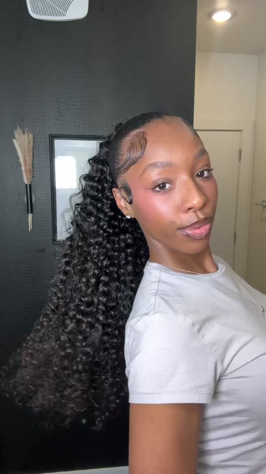 Post 6 by RavenAmour 💋 on TikTok (video)