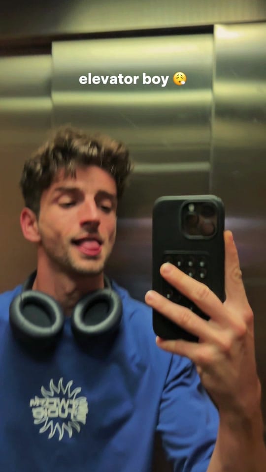 Post 7 by victor criado ⚡️ on TikTok (video)