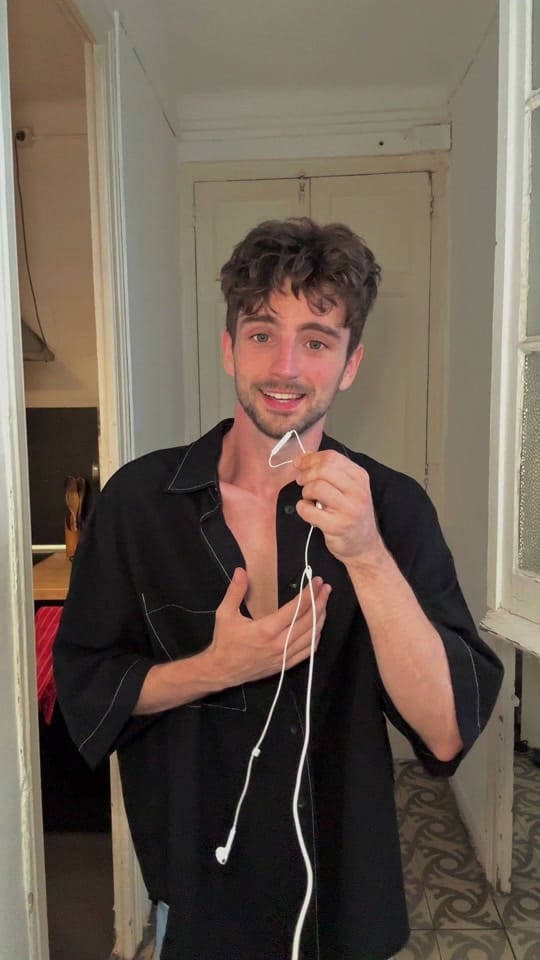 Post 4 by victor criado ⚡️ on TikTok (video)