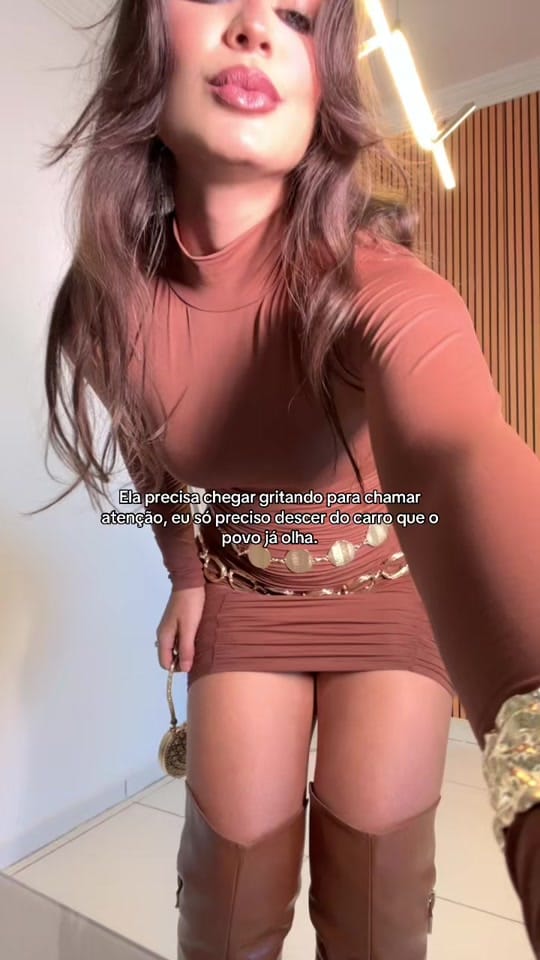 Post 5 by Anna Vitória on TikTok (video)