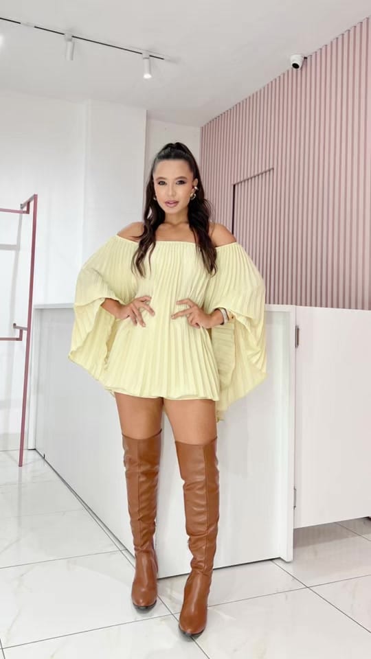Post 6 by Anna Vitória on TikTok (video)