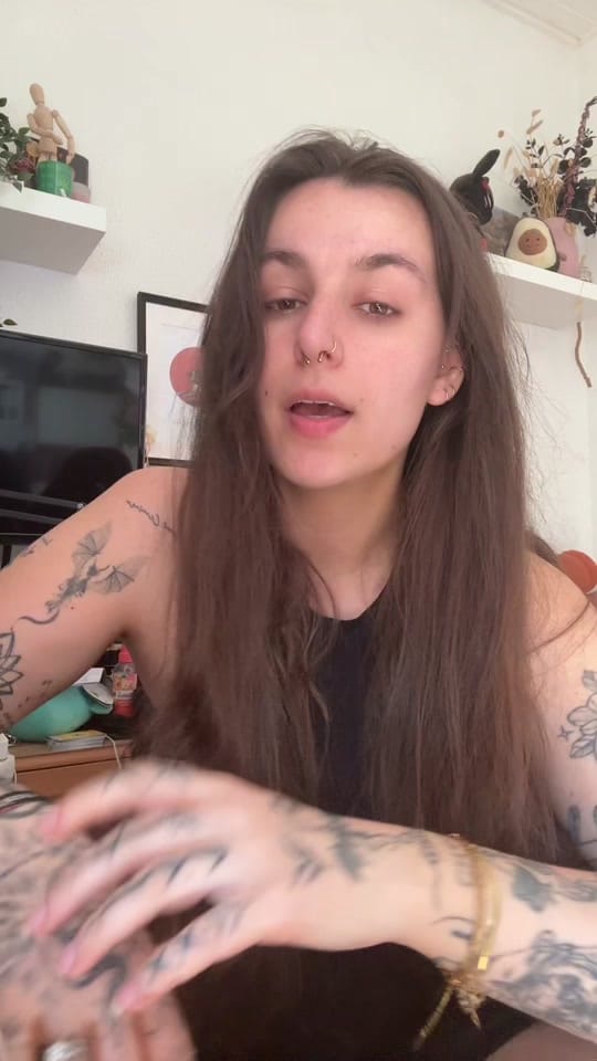 Post 1 by cel 🐍 on TikTok (video)