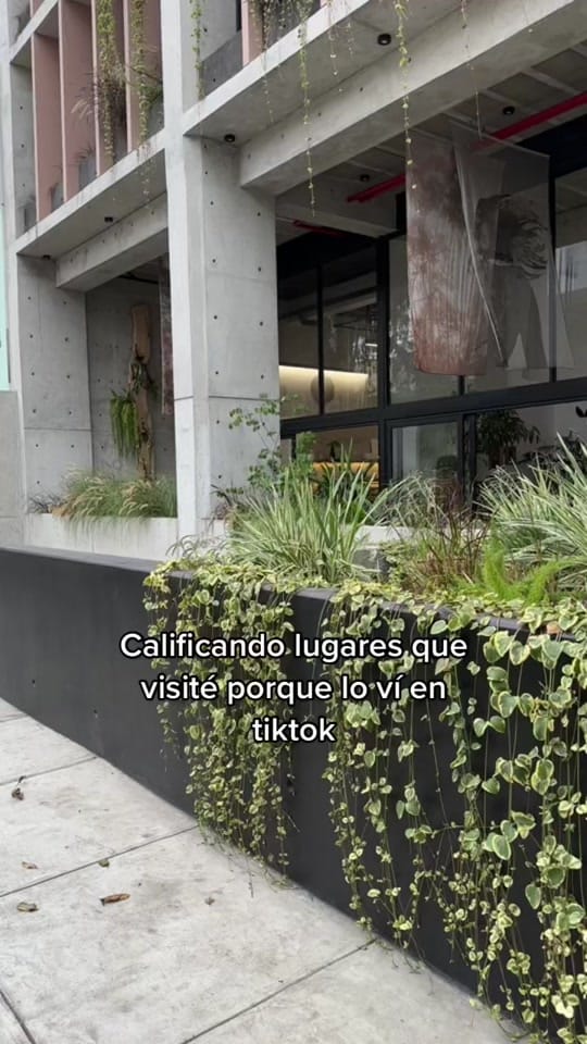 Post 10 by Andrea Bilbao on TikTok (video)