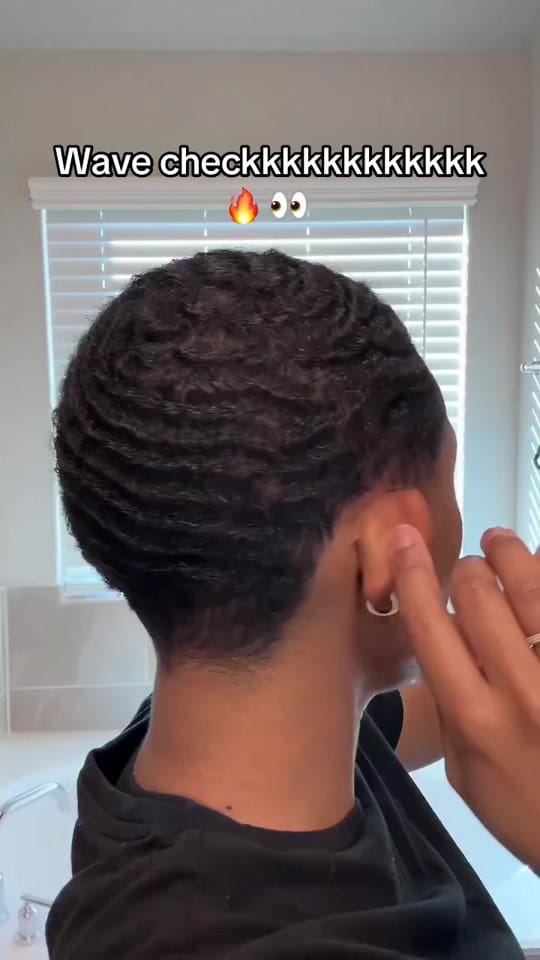 Post 6 by DA WAVE ESSENTIALS on TikTok (video)