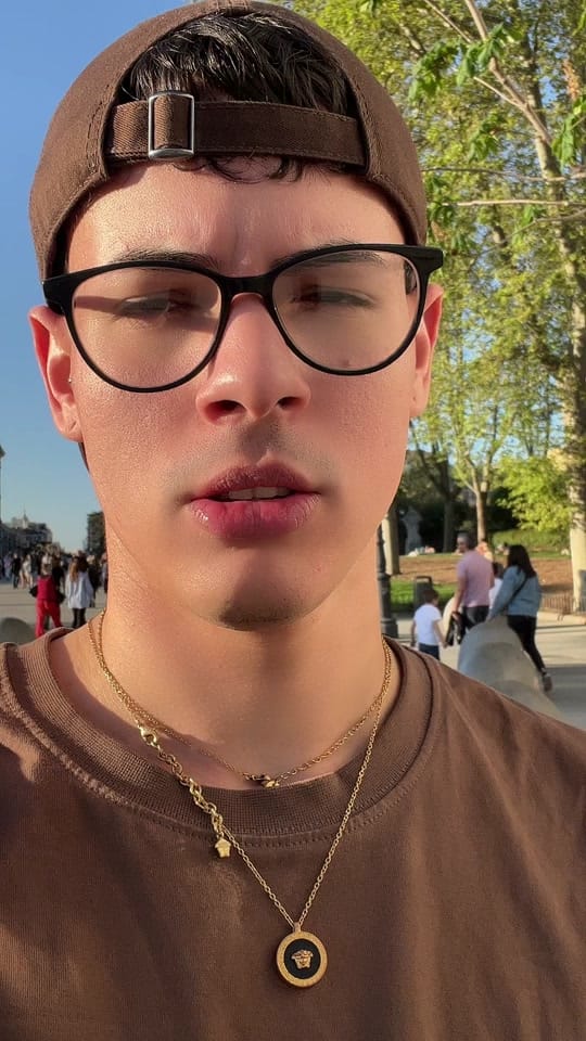 Post 2 by Manuel Agustino on TikTok (video)