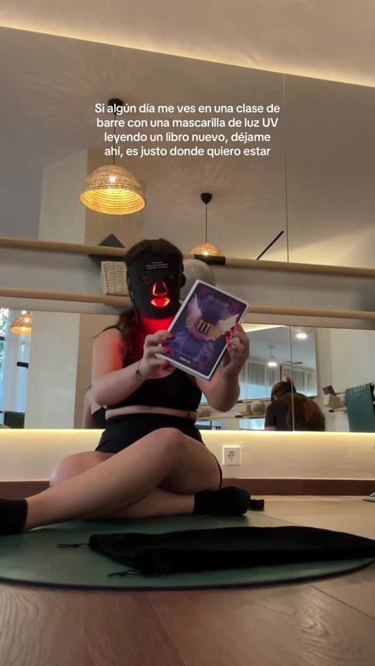 Post 8 by Alicia 🧡📚 on TikTok (video)