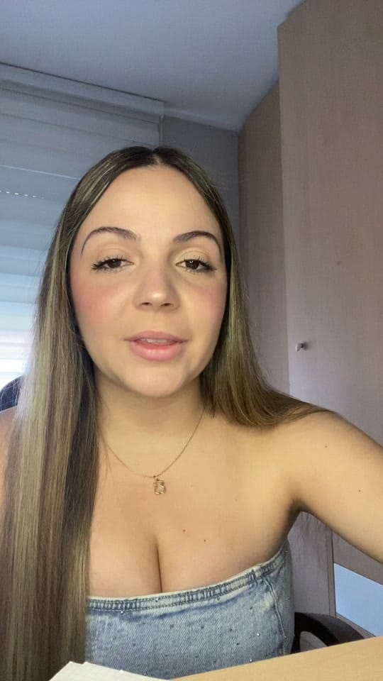 Post 4 by Lucia on TikTok (video)