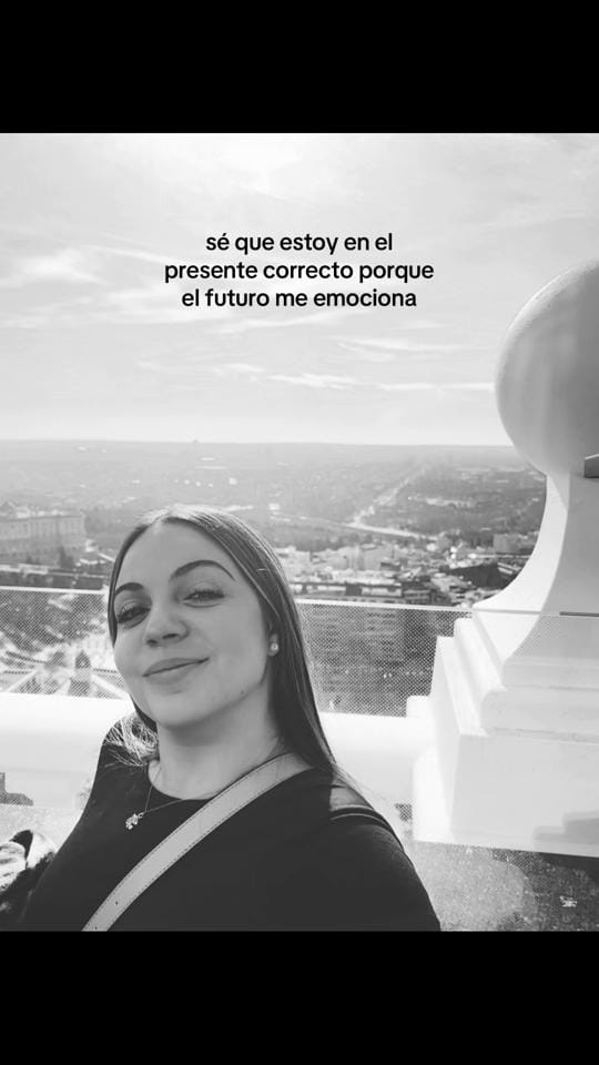 Post 10 by Lucia on TikTok (video)