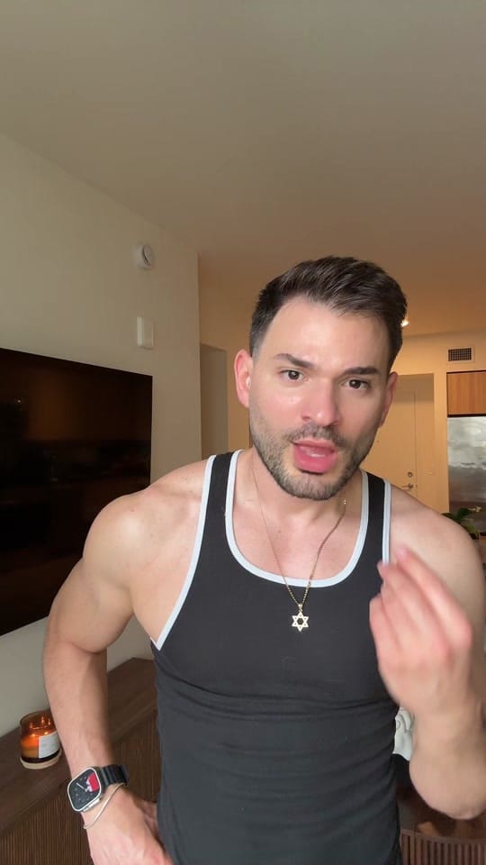 Post 7 by J_Miguel Piloto on TikTok (video)