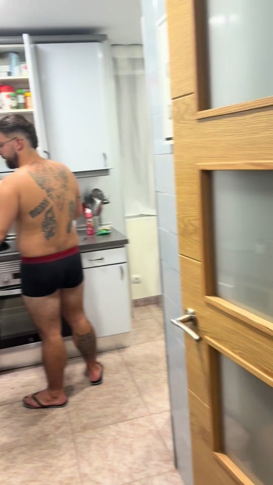 Post 6 by REUVEN on TikTok (video)