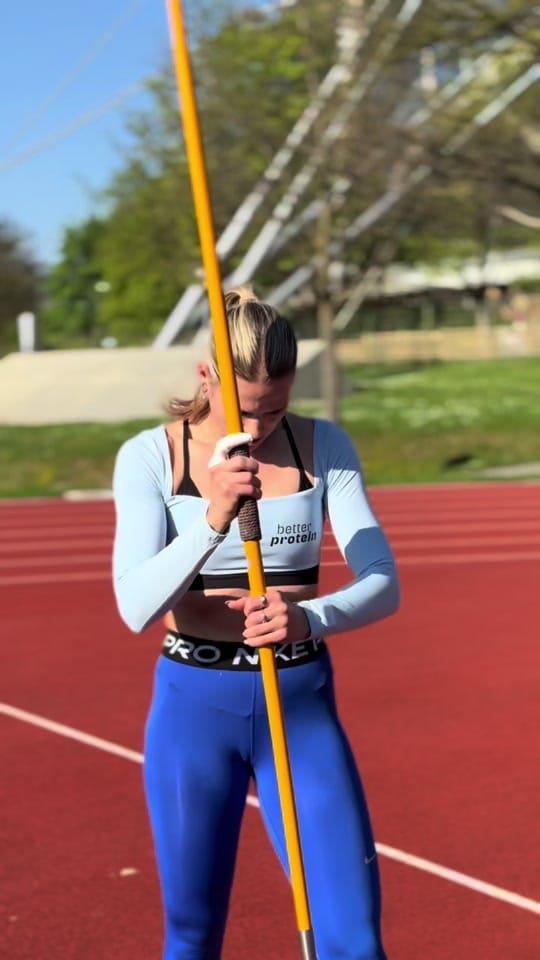 Post 7 by Sabrina Reusch on TikTok (video)