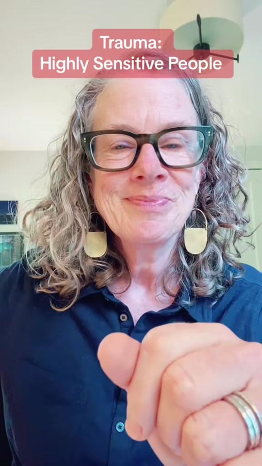 Post 1 by Trauma therapy Maureen Clancy on TikTok (video)
