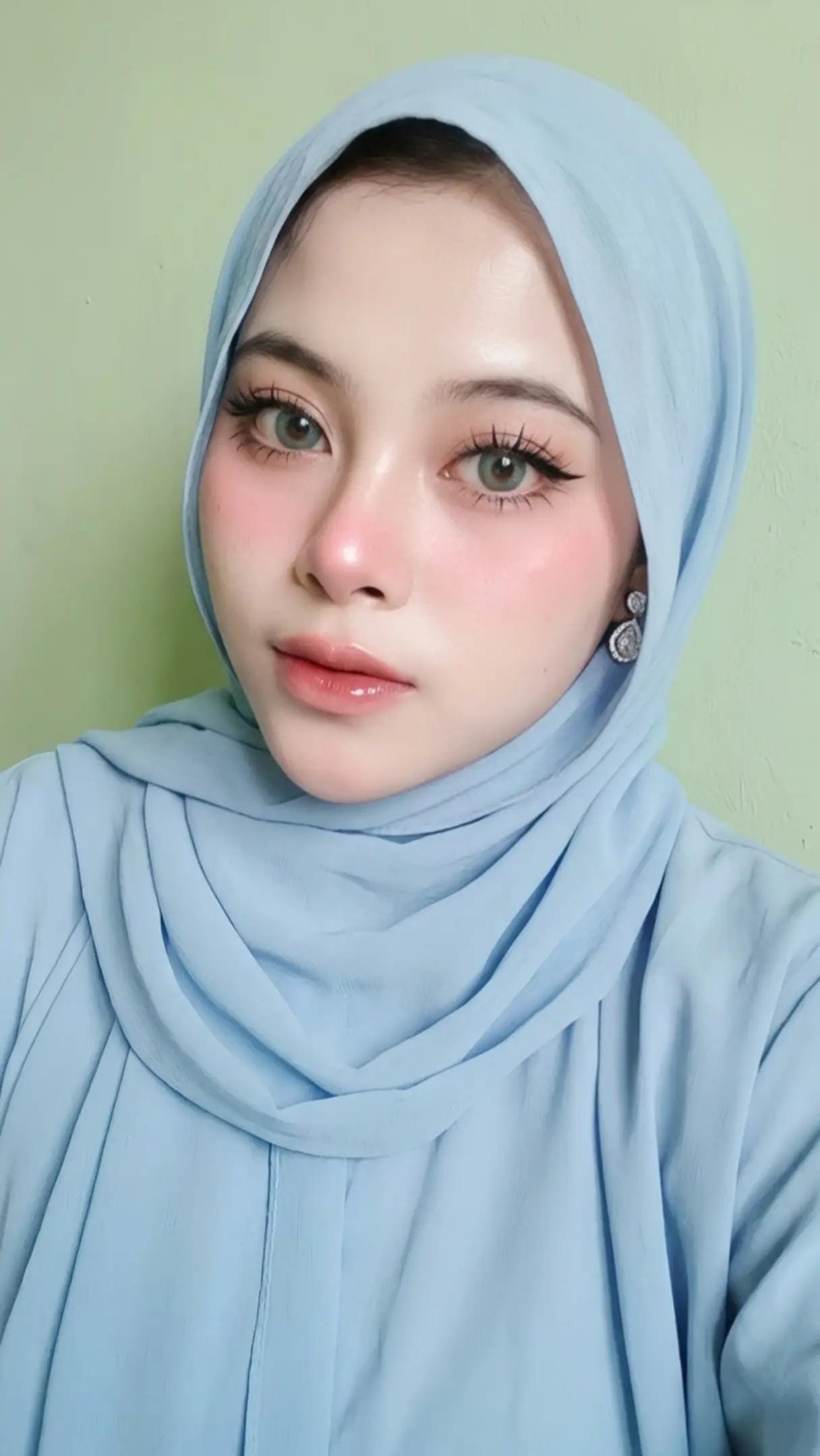 Post 3 by enyapriliaw on TikTok (video)