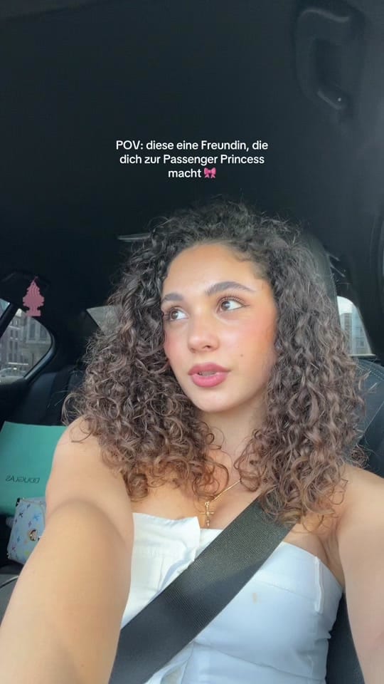 Post 8 by Anait 🥥 on TikTok (video)