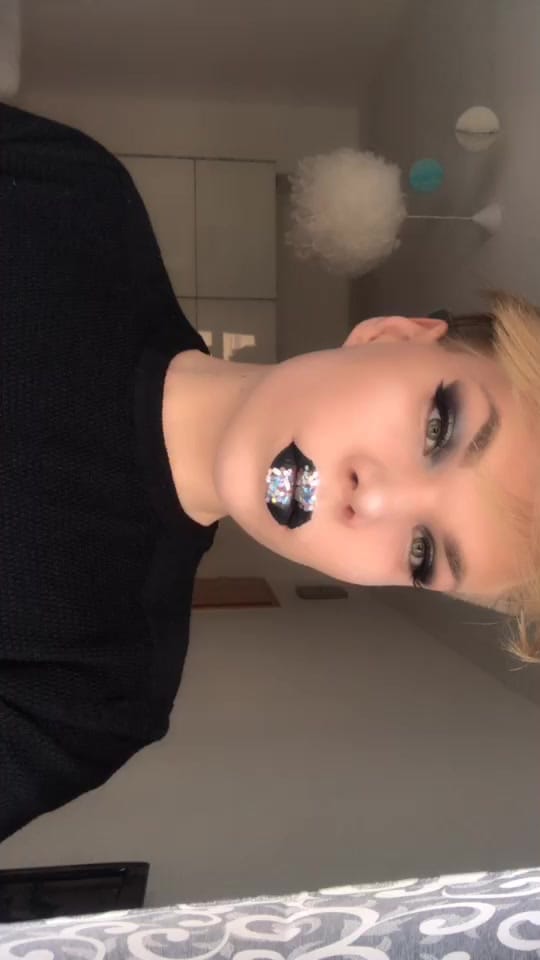 Post 10 by Lukas Junghans on TikTok (video)