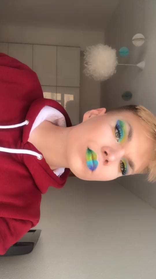 Post 4 by Lukas Junghans on TikTok (video)
