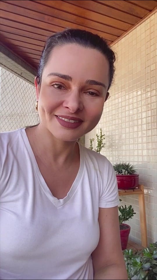 Post 1 by Dra. Renata Sitonio on TikTok (video)