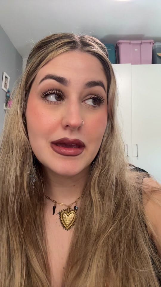 Post 5 by 🌙 Seleneruano.ugc on TikTok (video)