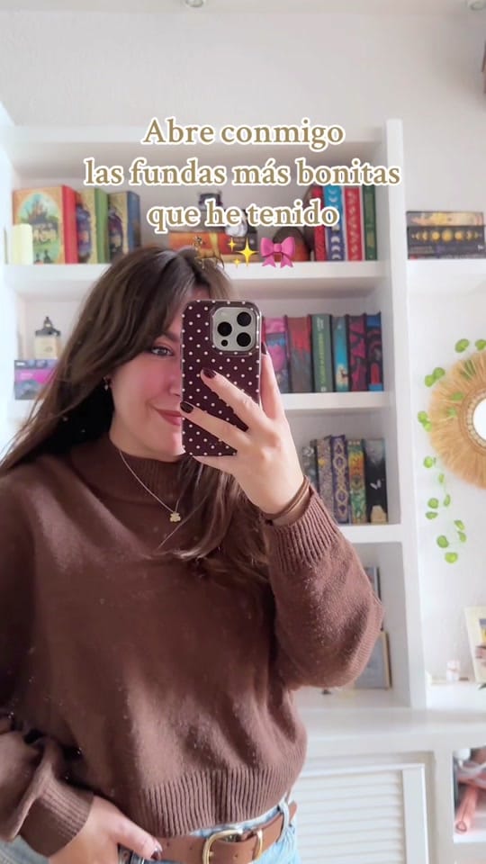 Post 2 by Sara | books 📖🎀 on TikTok (video)