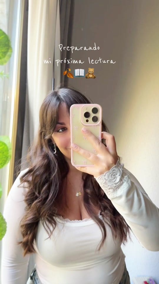 Post 6 by Sara | books 📖🎀 on TikTok (video)