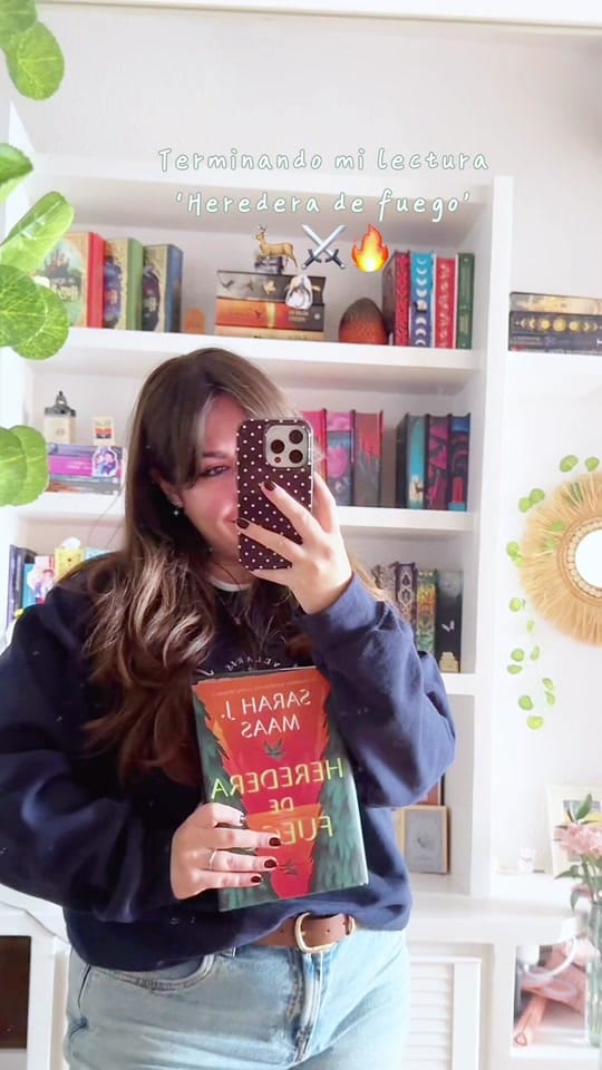 Post 1 by Sara | books 📖🎀 on TikTok (video)