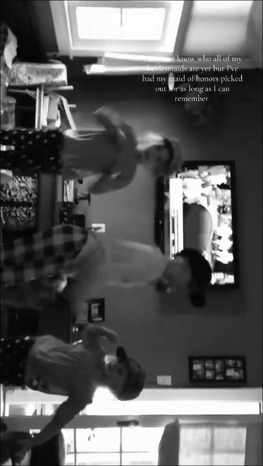 Post 7 by Ryleigh Hopeck on TikTok (video)