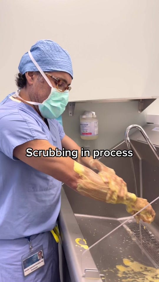 Post 8 by Dr. Alfredo Quiñones “Dr. Q” on TikTok (video)