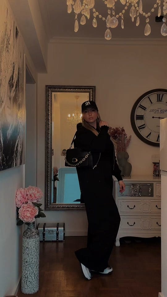 Post 2 by Sarah ✨🦋 on TikTok (video)
