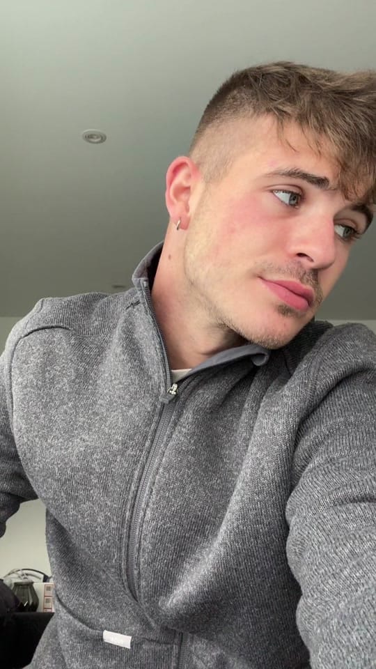 Post 5 by J U S T Y V E S on TikTok (video)