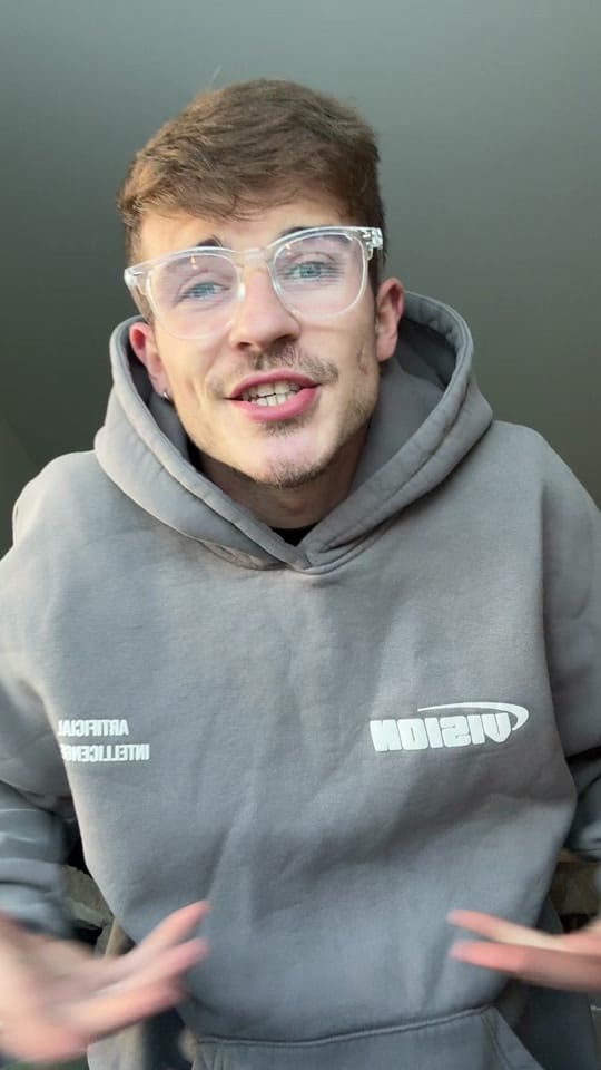 Post 1 by J U S T Y V E S on TikTok (video)