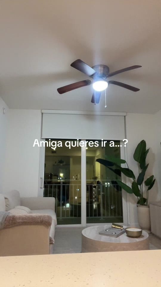 Post 6 by Lisange on TikTok (video)