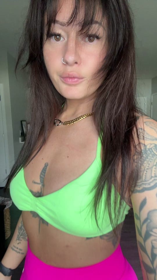 Post 9 by Veronica on TikTok (video)