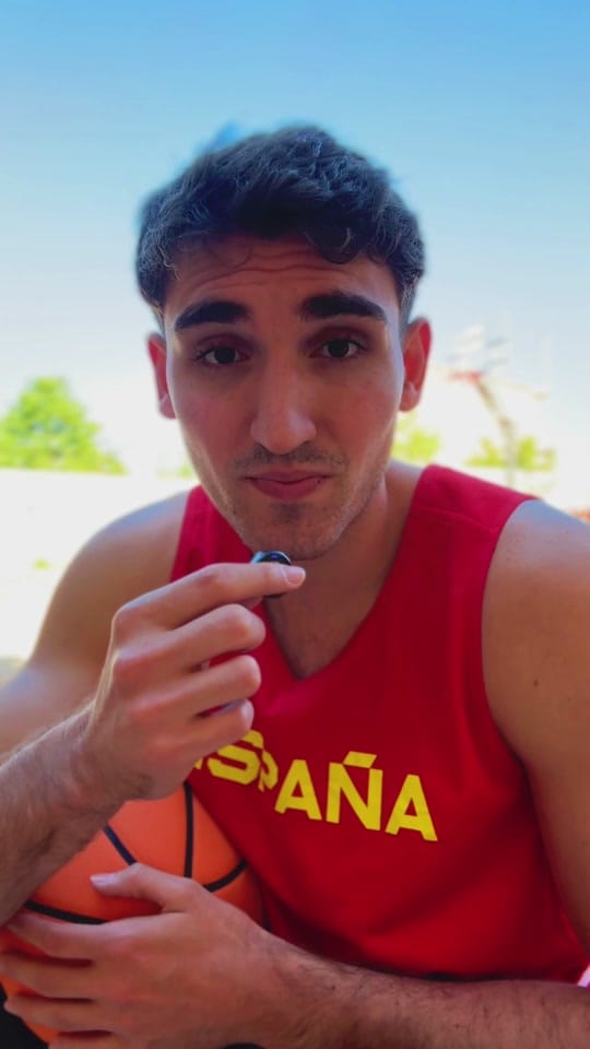 Post 10 by sergihuguet_12 on TikTok (video)