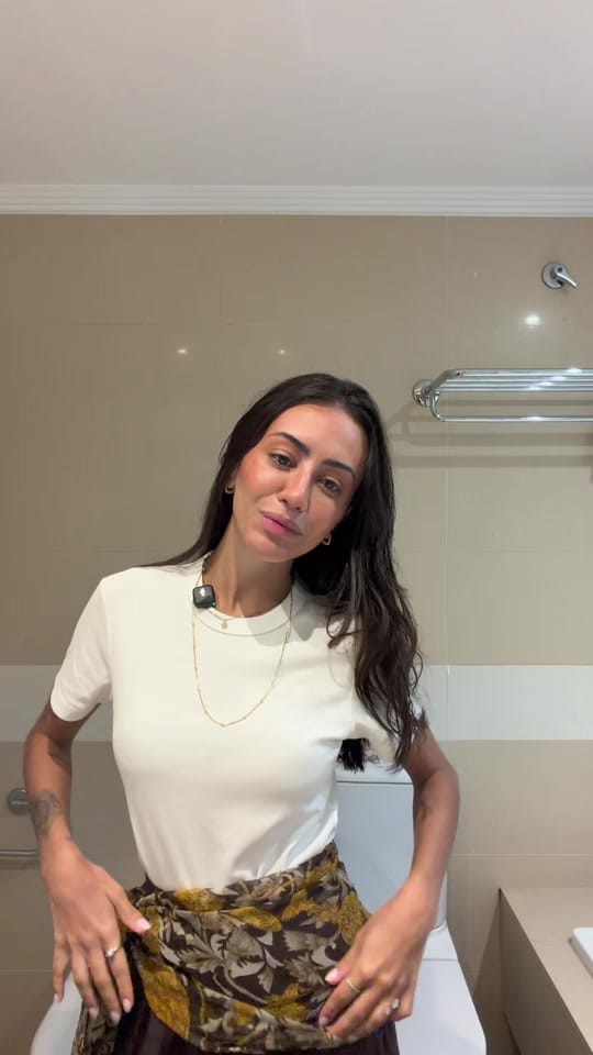 Post 3 by Vitoria Marcocci on TikTok (video)