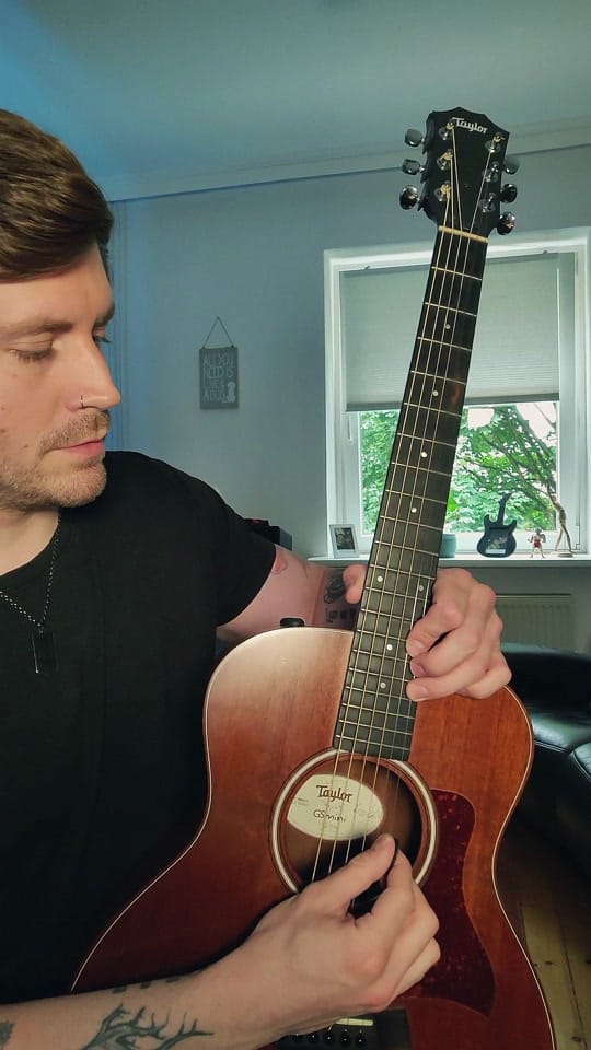 Post 4 by Simon Guendling on TikTok (video)