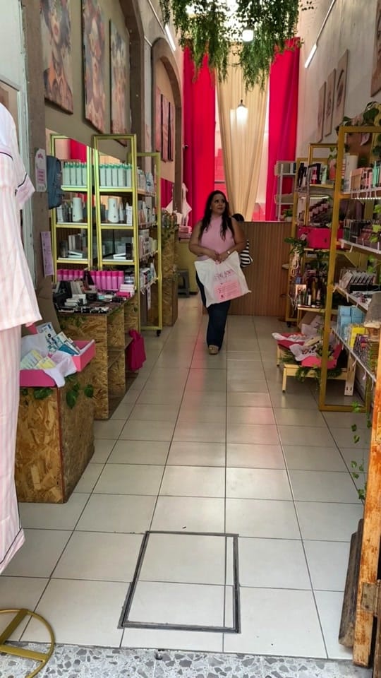 Post 1 by Sayra Ruiz on TikTok (video)