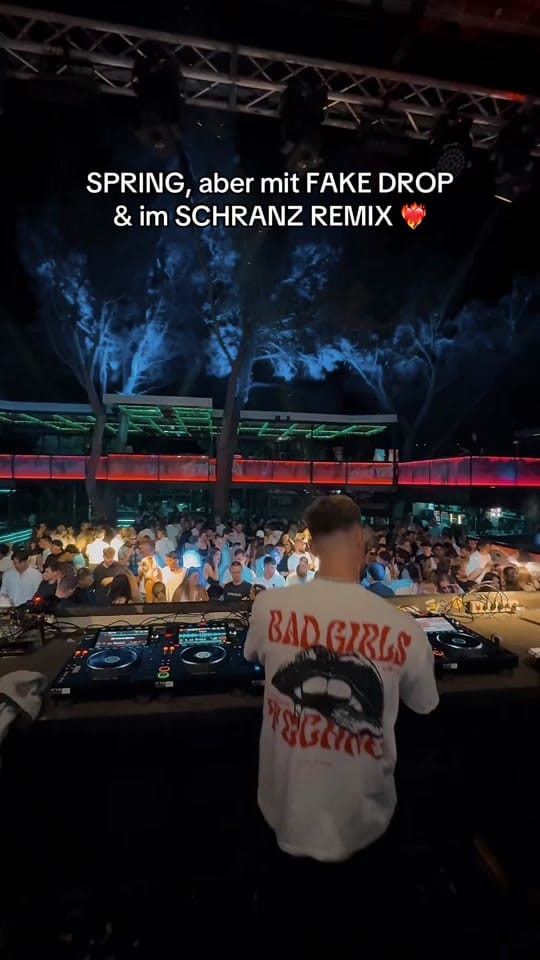 Post 5 by Toby DEE on TikTok (video)