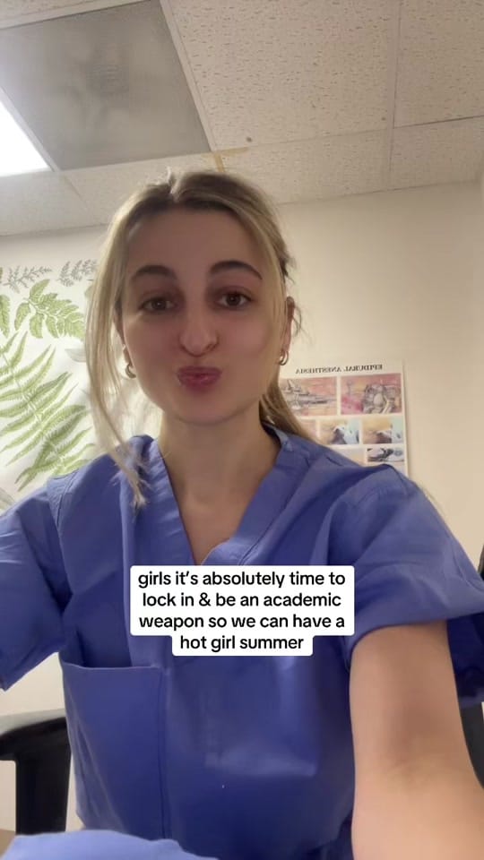 Post 3 by helenasthesia on TikTok (video)