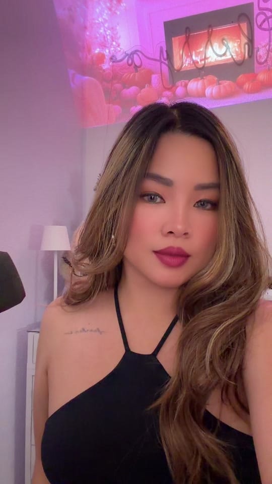 Post 1 by 🎙✿𝓒𝓱𝓮𝓻𝓻𝔂✿🎙️ on TikTok (video)