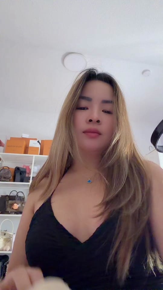 Post 5 by 🎙✿𝓒𝓱𝓮𝓻𝓻𝔂✿🎙️ on TikTok (video)