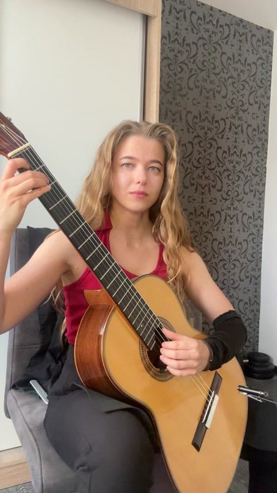 Post 6 by Mariia_Guitar on TikTok (video)