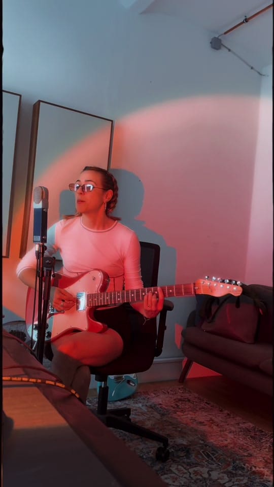 Post 4 by Ariel Hill on TikTok (video)