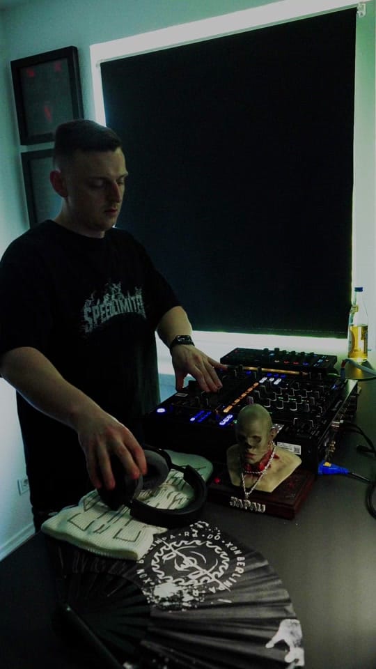 Post 4 by JAPAU on TikTok (video)