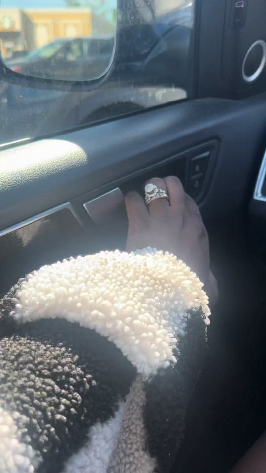 Post 6 by TrenDariellea on TikTok (video)