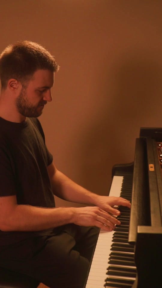 Post 10 by Carlos Cipa on TikTok (video)