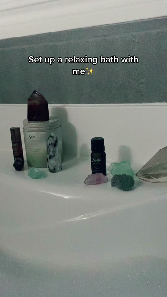 Post 1 by delaynie🌛 on TikTok (video)