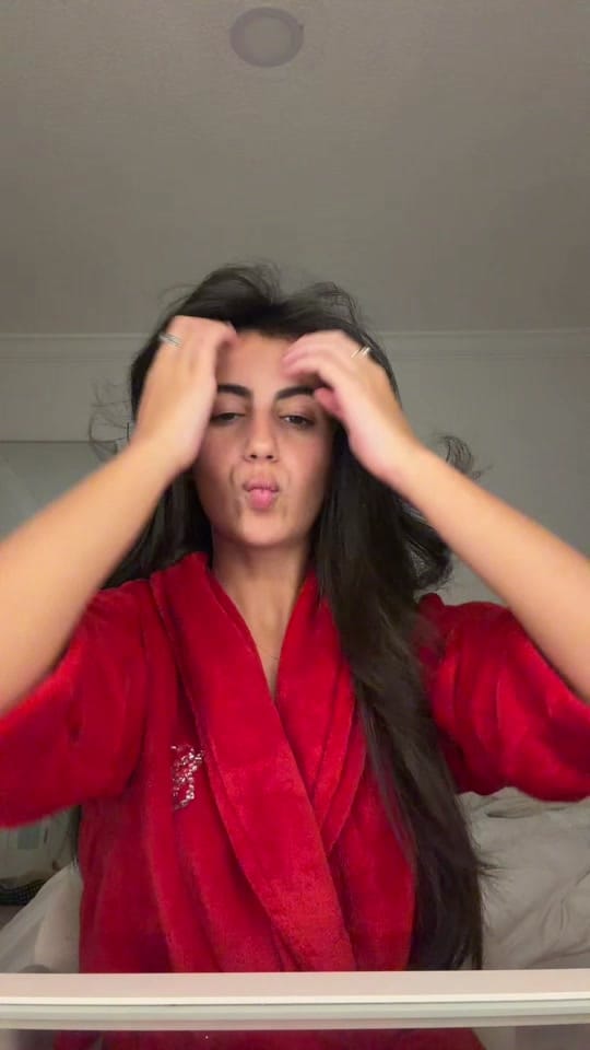 Post 1 by Andrea Aragon on TikTok (video)