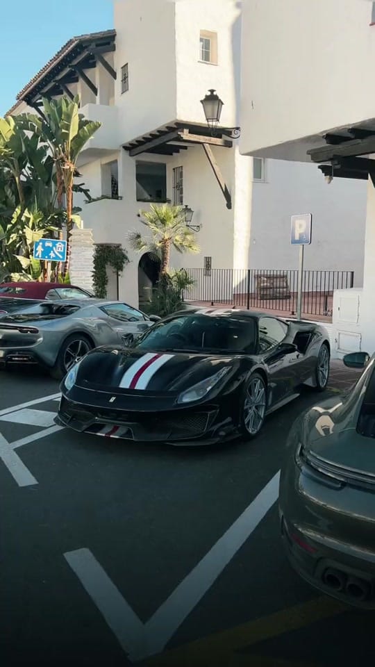 Post 7 by Vexx Media on TikTok (video)