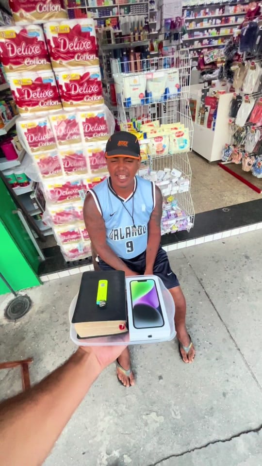 Post 10 by Leo Gigante on TikTok (video)
