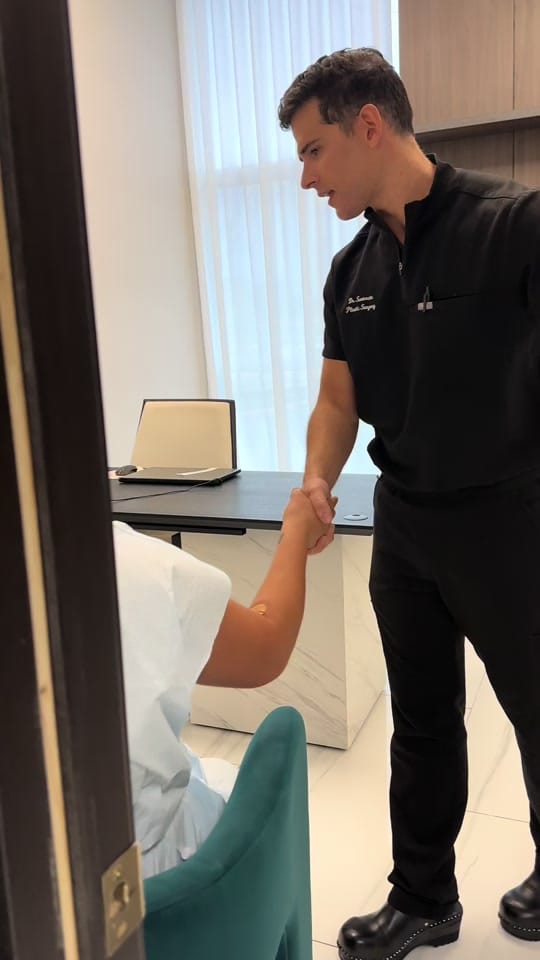 Post 1 by XiluetPlasticSurgery on TikTok (video)